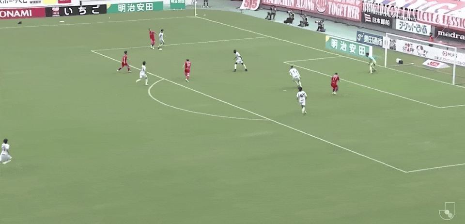 ⚽日职联半场:原辉绮中门框,名古屋鲸鱼暂0-0新潟天鹅