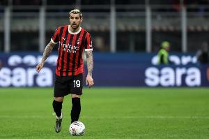 九游体育中国官网-会签吗?米体:特奥本赛季表现未达到预期,米兰为他提供降薪续约