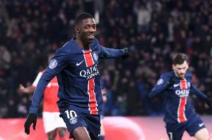 九游体育中国官网-队报：登贝莱是巴黎更衣室的人气王，队友们很乐意帮他拿金球奖