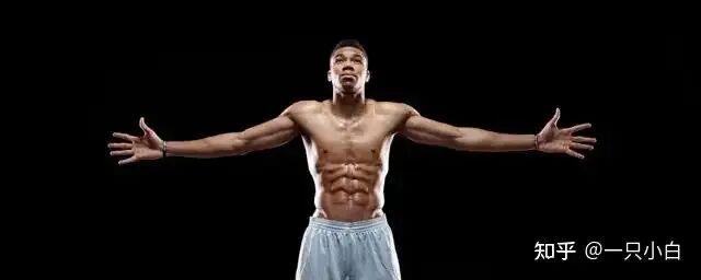 九游体育中国官网-NBA有哪些运动员拥有“非人类”的身材?