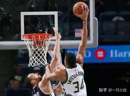 九游体育中国官网-NBA有哪些运动员拥有“非人类”的身材?