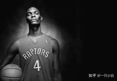 九游体育中国官网-NBA有哪些运动员拥有“非人类”的身材?