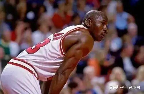 九游体育中国官网-NBA有哪些运动员拥有“非人类”的身材?