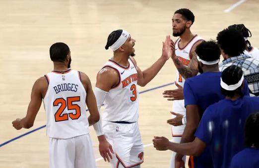 1745115422270007974.png 九游体育官网入口-【现场】361刀票价见证疯狂 纽约逆转创季后赛纪录