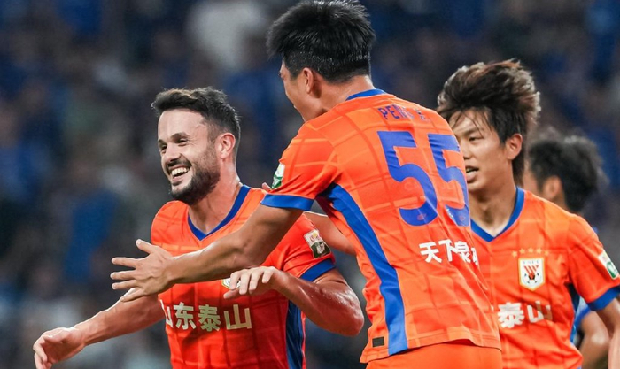 中超神锋天神下凡：2场狂轰7球，灌国安4球，灌申花3球