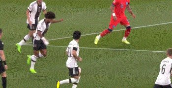 1664238772321004343.gif 九游体育app-索斯盖特:球员开会是积极信号 世界杯压力躲不过